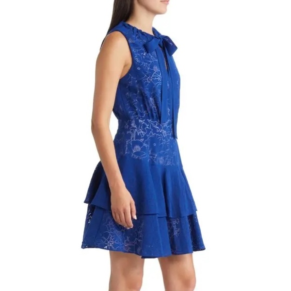 Ted Baker Timmia Bow-Neck Minidress - Ted Baker Size 5 // US Size 10-12 - Picture 9 of 16